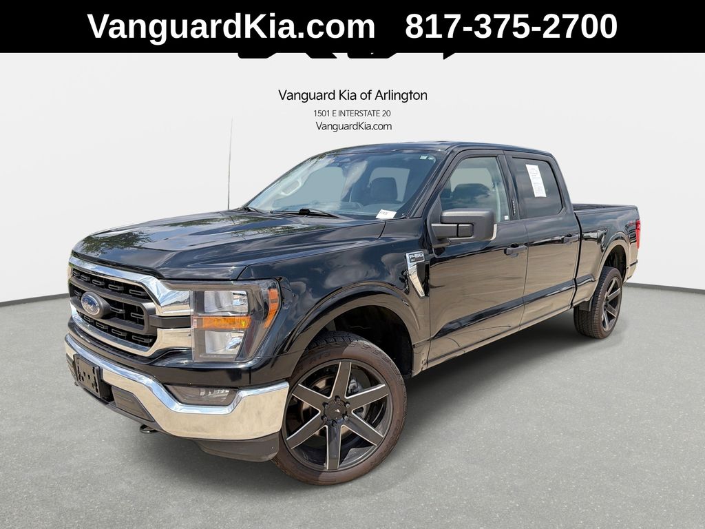 Agate Black Metallic 2023 Ford F-150 XLT SuperCrew 4WD Pickup Truck Four-Wheel Drive Automatic