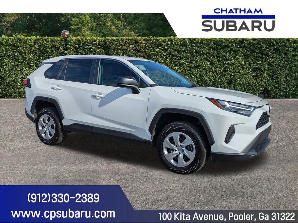 2023 Toyota RAV4 LE FWD