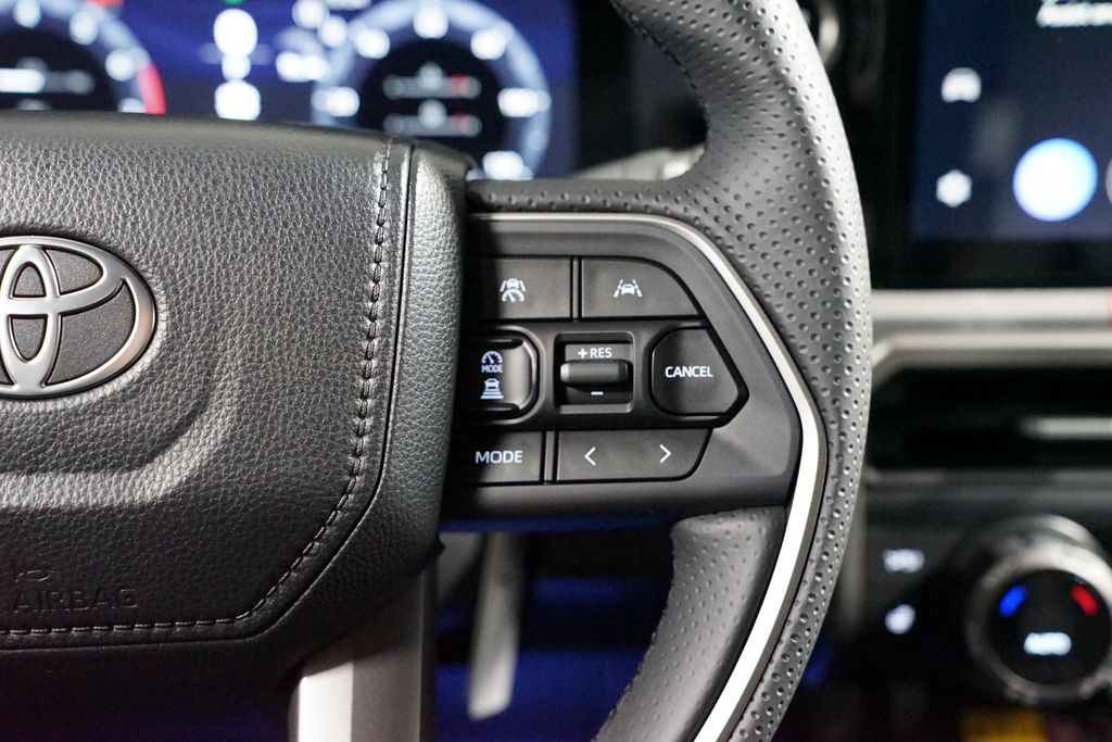 Thumbnail: 2025 Toyota 4Runner - 16