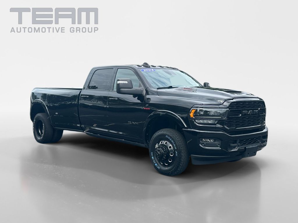 Diamond Black Crystal Pearlcoat 2024 RAM 3500 Pickup Truck Four-Wheel Drive Automatic
