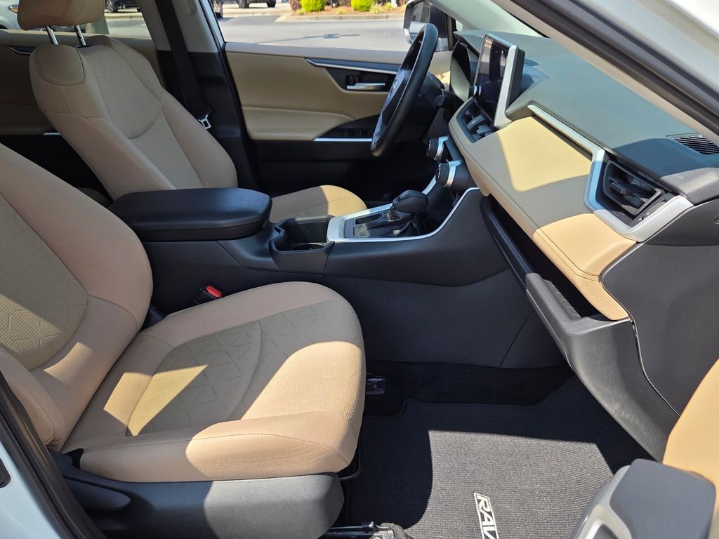 Used 2024 Toyota RAV4 SUV