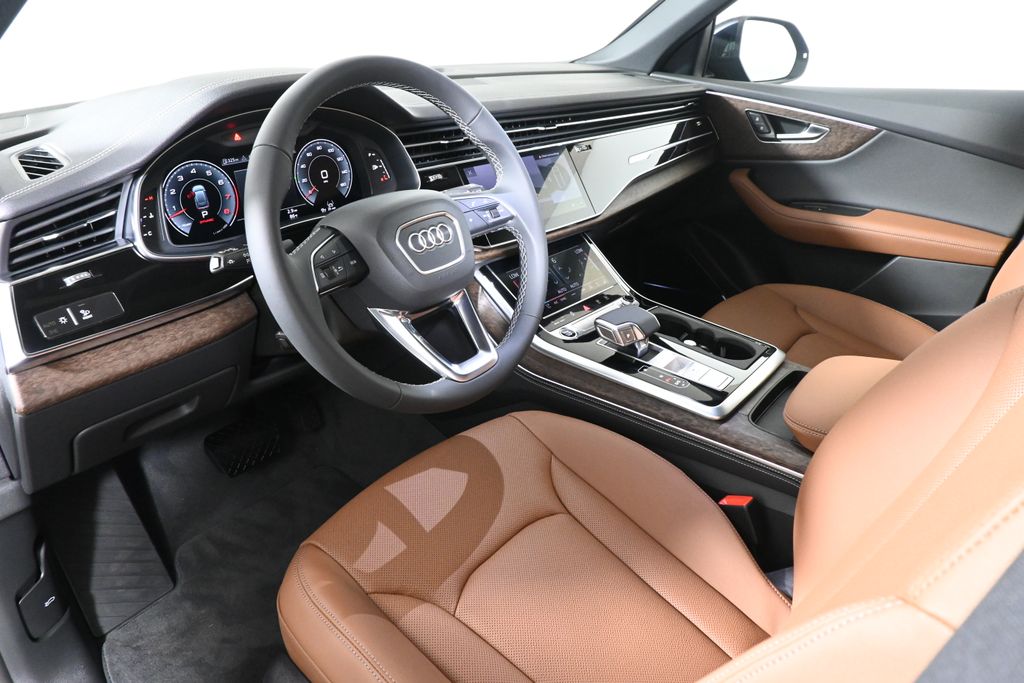 Thumbnail: 2026 Audi Q8 - 14