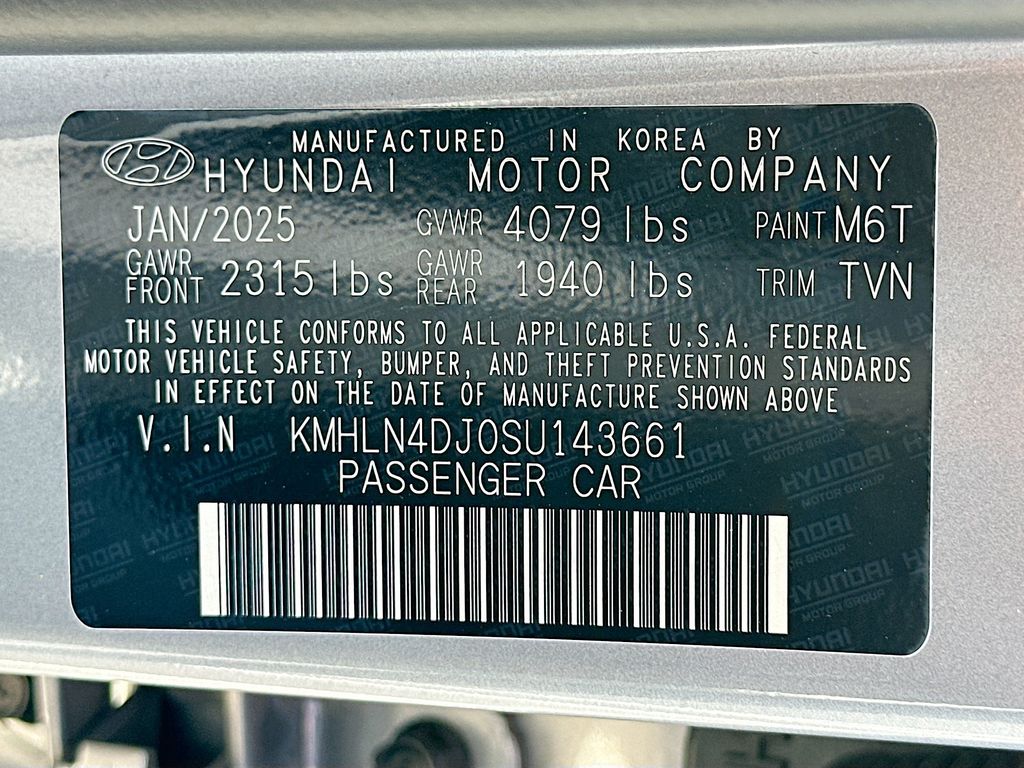 2025 Hyundai Elantra Limited Edition 23