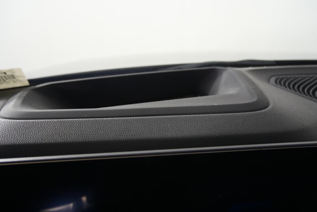Thumbnail: 2025 BMW 4 Series - 24