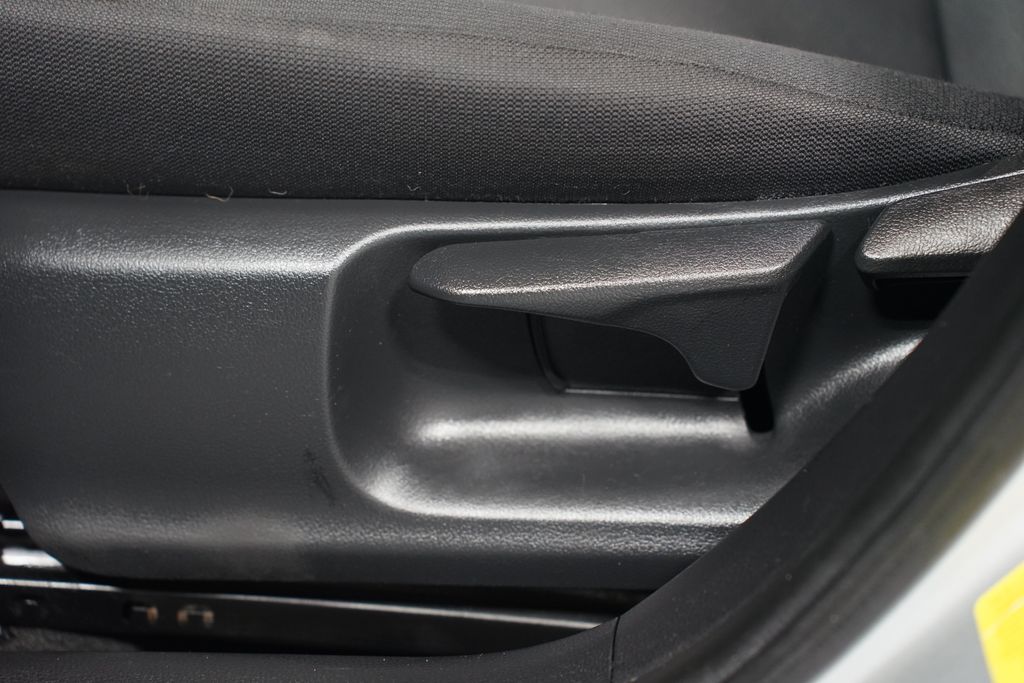 Thumbnail: 2024 Toyota Corolla - 30