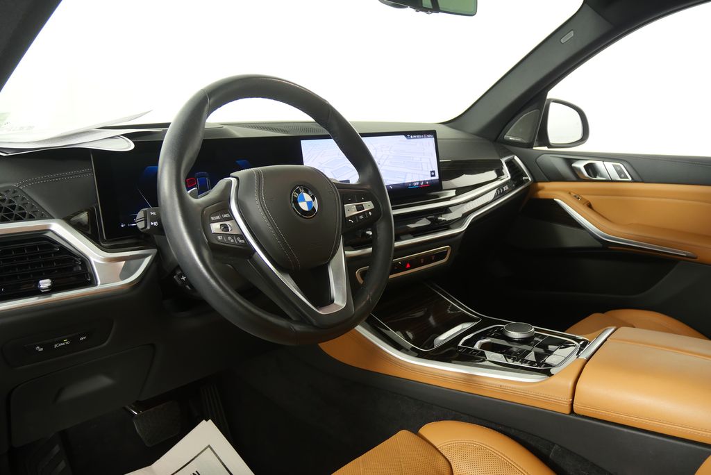 2025 BMW X5 xDrive40i 12