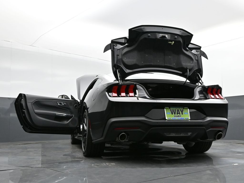 2025 Ford Mustang GT Premium Fastback