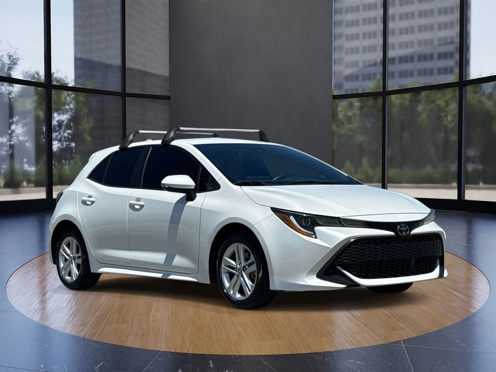 Pearl 2021 Toyota Corolla Hatchback Hatchback Front-Wheel Drive 6-Speed Manual