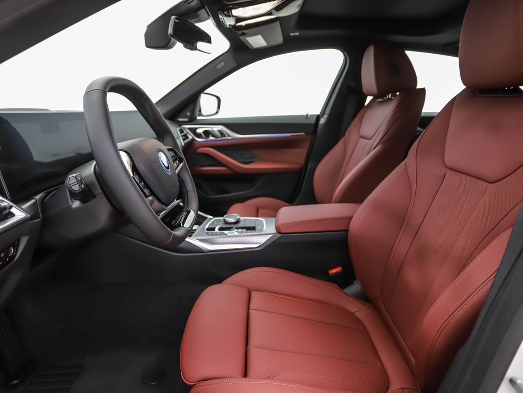 2025 BMW i4 xDrive40 10