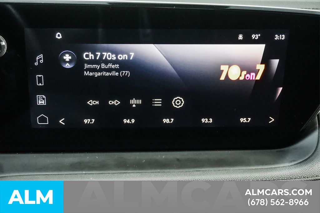 Used 2025 White Buick Preferred image 37