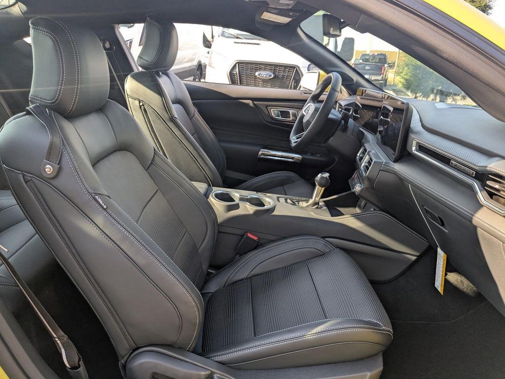 2025 Ford Mustang EcoBoost Premium Fastback