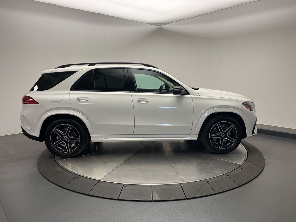 Thumbnail: 2026 Mercedes-Benz GLE - 8