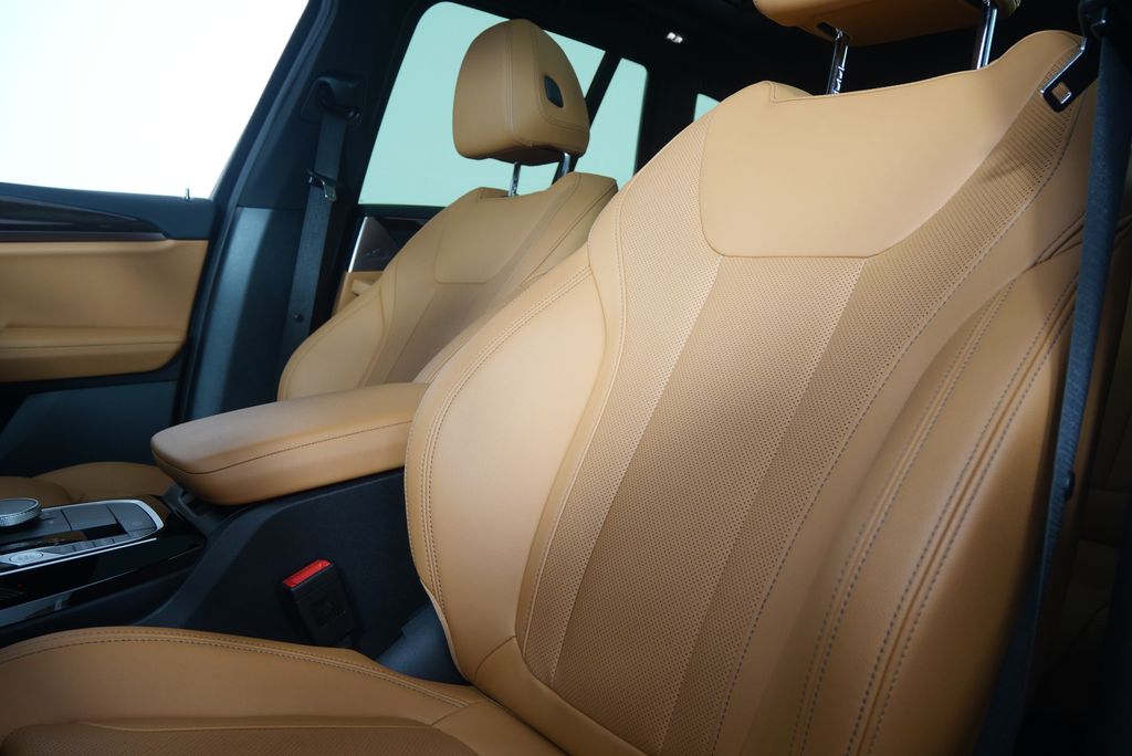 Thumbnail: 2024 BMW X3 - 10