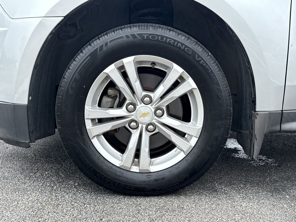 2013 Chevrolet Equinox LS - 8
