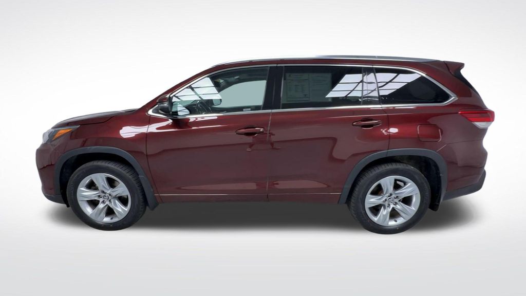 Used 2017 Toyota Highlander SUV