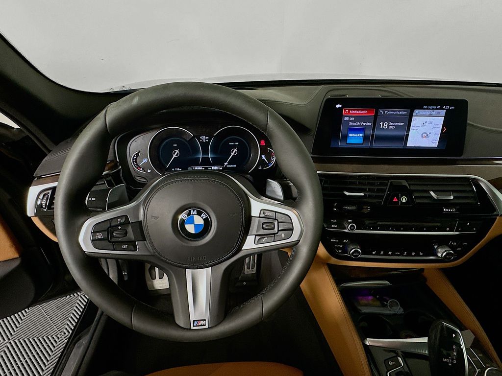 Thumbnail: 2018 BMW 5 Series - 11