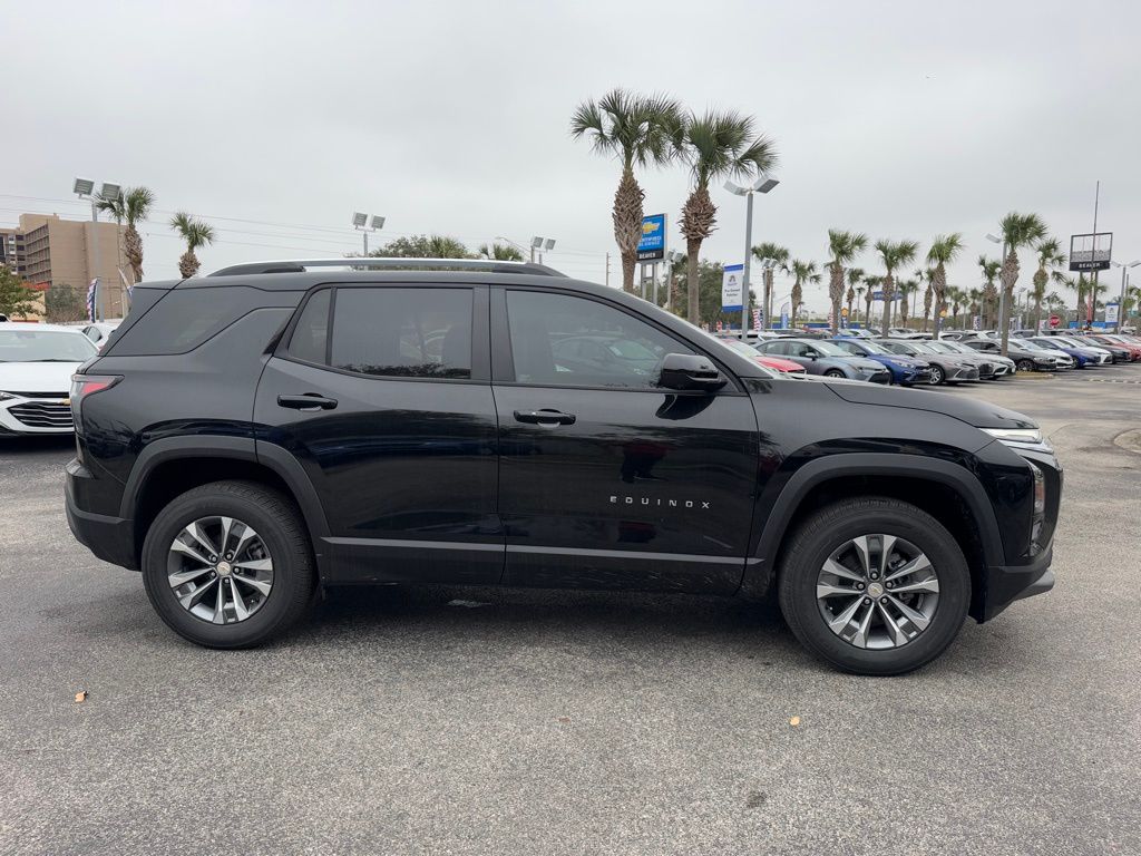 2025 Chevrolet Equinox LT 9