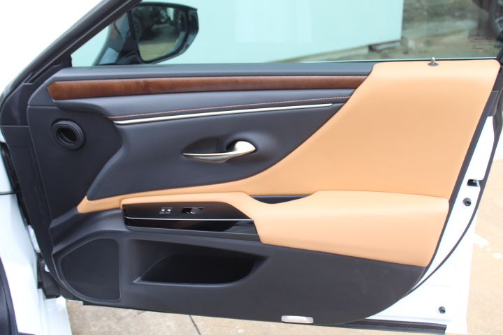 Used Car 2025 Lexus Es  350 For Sale Under $50,000 In Georgetown, Texas