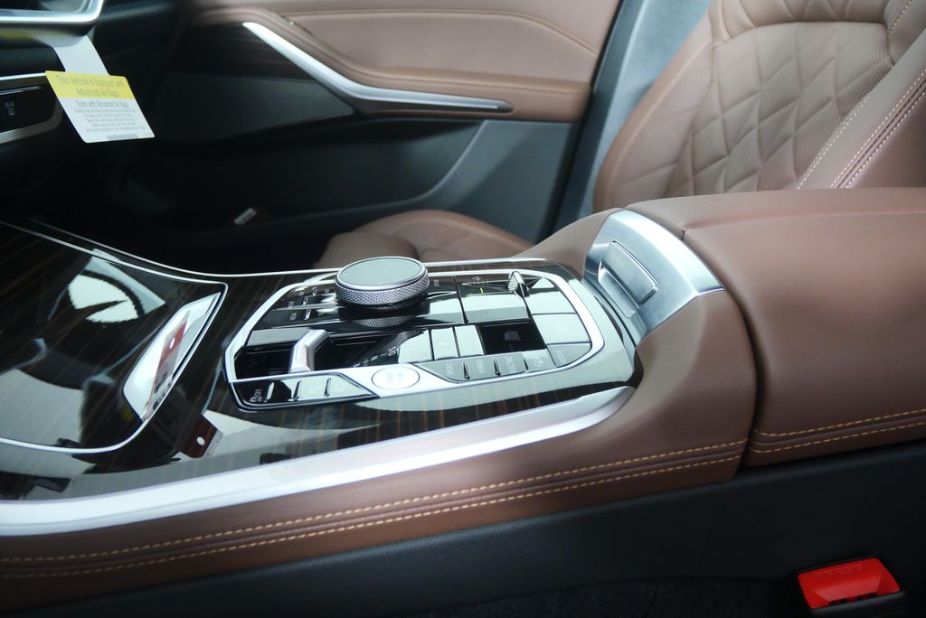 Thumbnail: 2026 BMW X5 - 20