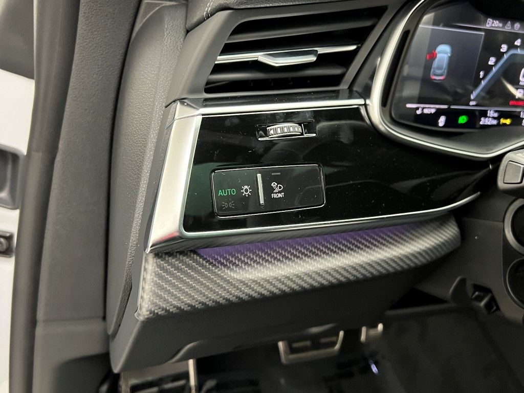 Thumbnail: 2026 Audi SQ8 - 29