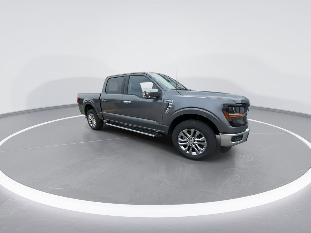 New 2026 Carbonized Gray Metallic Ford XLT image 2