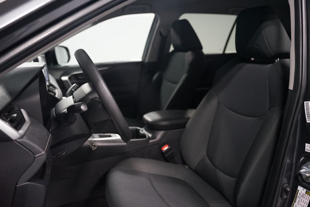 Thumbnail: 2024 Toyota RAV4 - 11