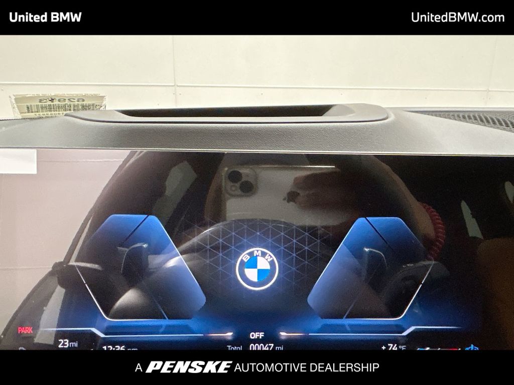 Thumbnail: 2026 BMW X7 - 15