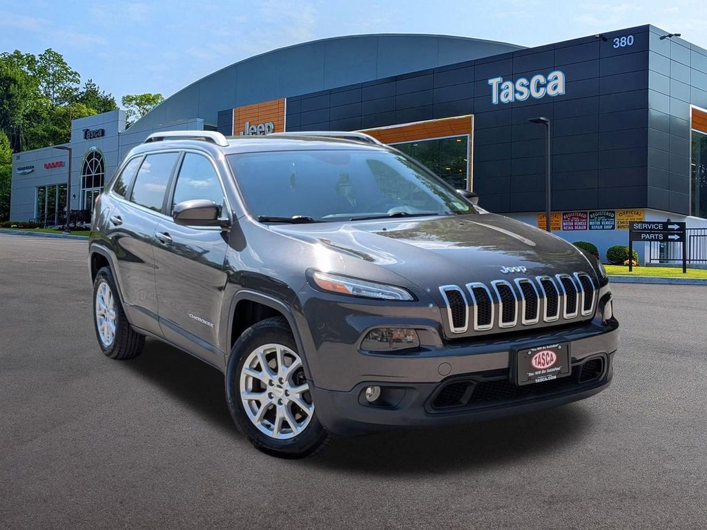 Gray (Granite Crystal Metallic Clearcoat) 2014 Jeep Cherokee Latitude 4WD SUV / Crossover Four-Wheel Drive 9-Speed Automatic