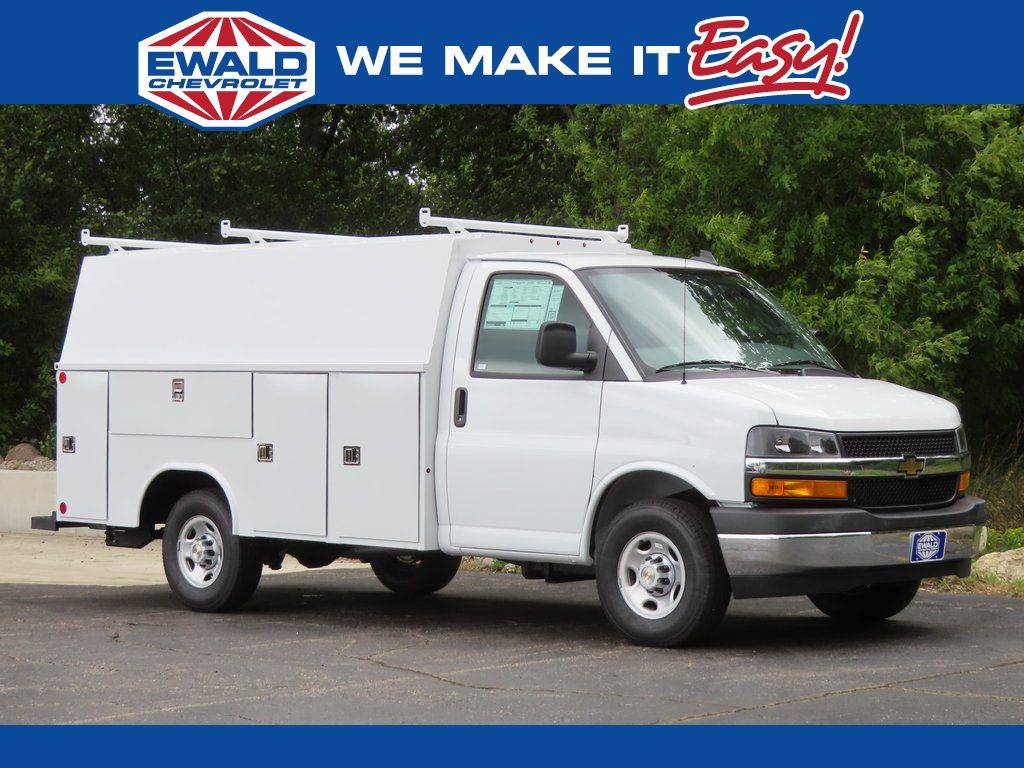 2025 Chevrolet Express 3500 READING 57" SRW, ALUMINUM ROOF CLASSIC SERVICE VAN 