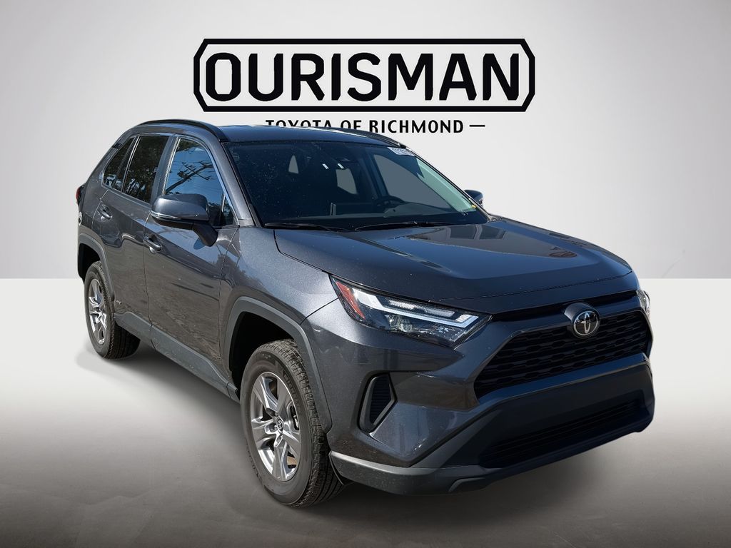 2025 Toyota RAV4 Hybrid XLE AWD