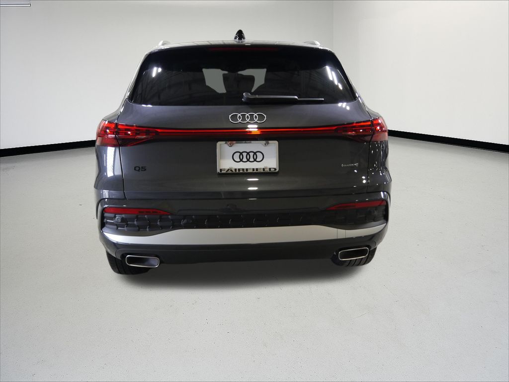 Thumbnail: 2025 Audi Q5 - 4