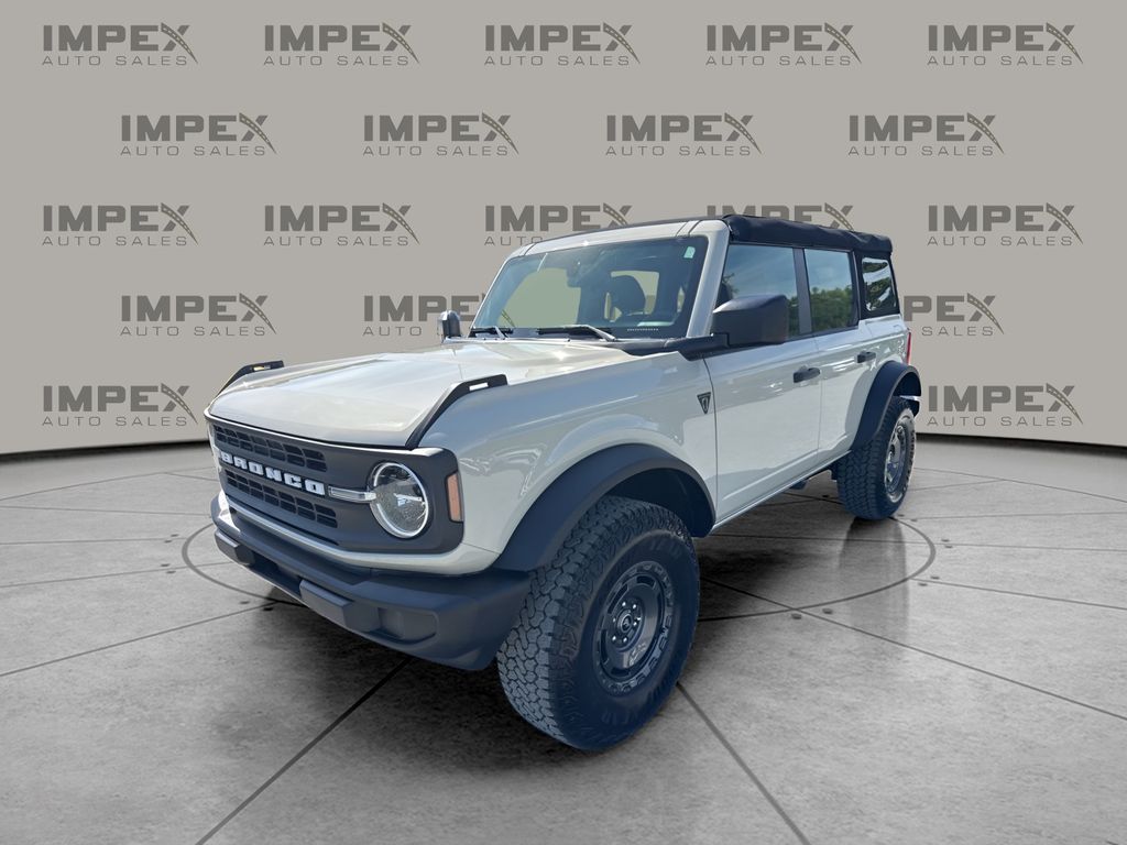 2025 Ford Bronco Base 4x4's photo