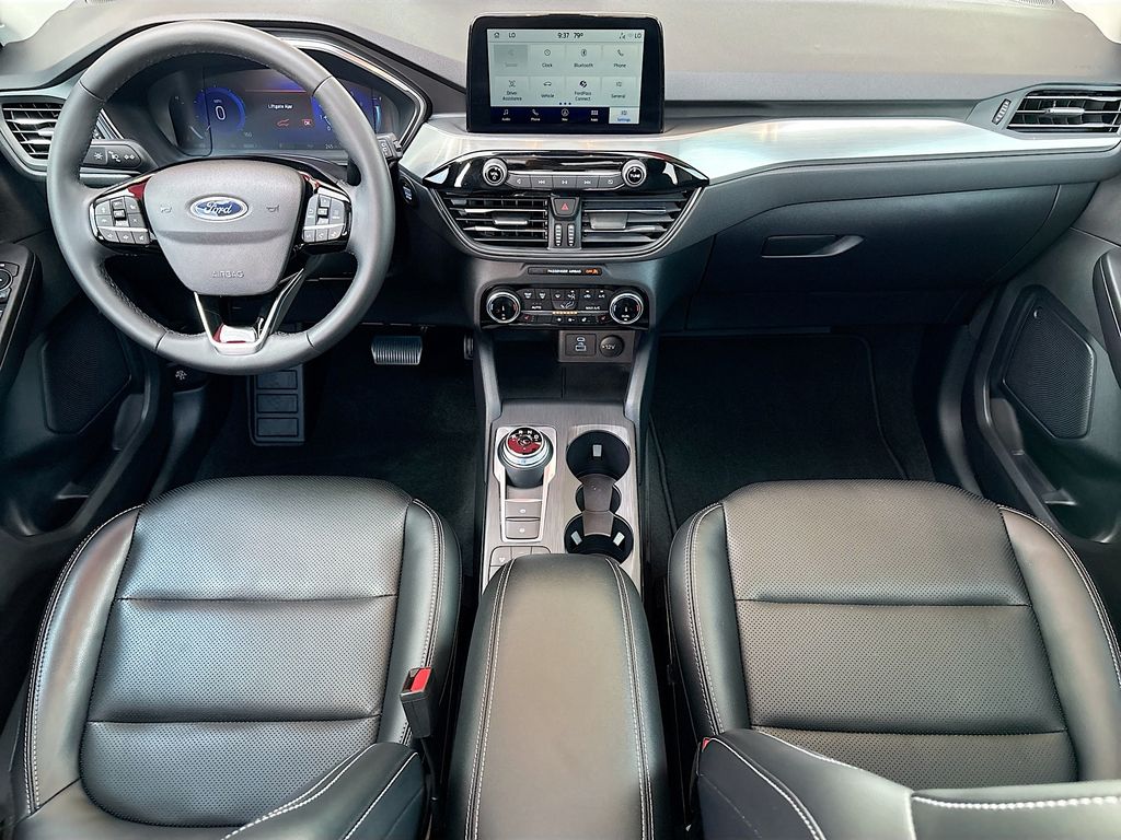 Thumbnail: 2022 Ford Escape - 13