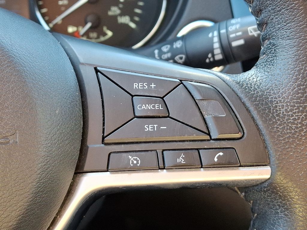 Thumbnail: 2020 Nissan Rogue - 22