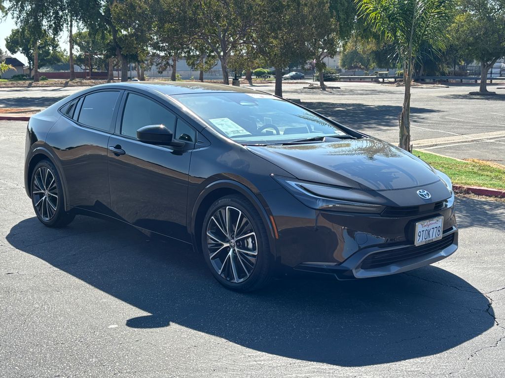 Thumbnail: 2025 Toyota Prius - 2