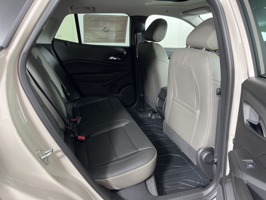 Thumbnail: 2026 Chevrolet Trax - 12