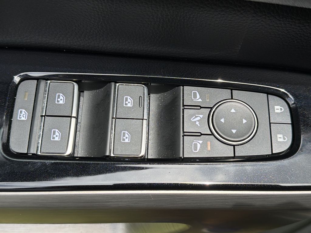 Used 2025 Nissan Pathfinder SUV