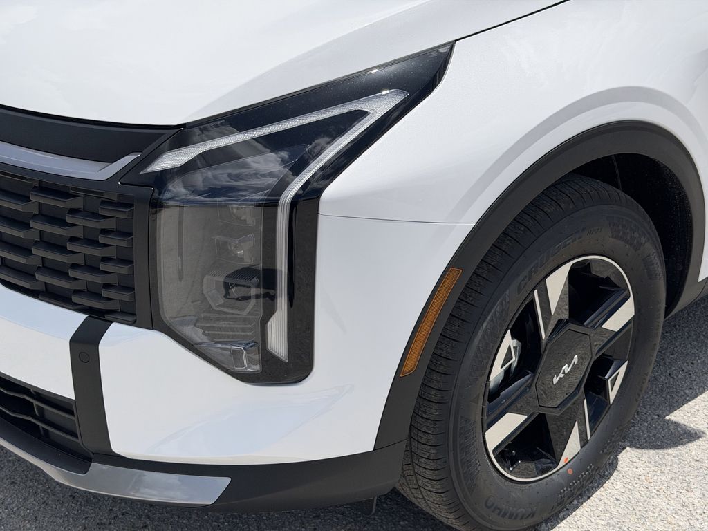 new 2026 Kia Sportage car, priced at $27,555