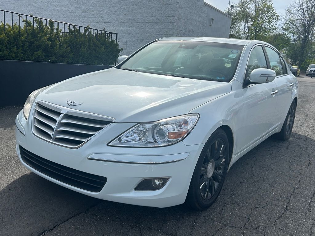 White Satin Pearl 2011 Hyundai Genesis 3.8 RWD Sedan Rear-Wheel Drive 6-Speed Automatic