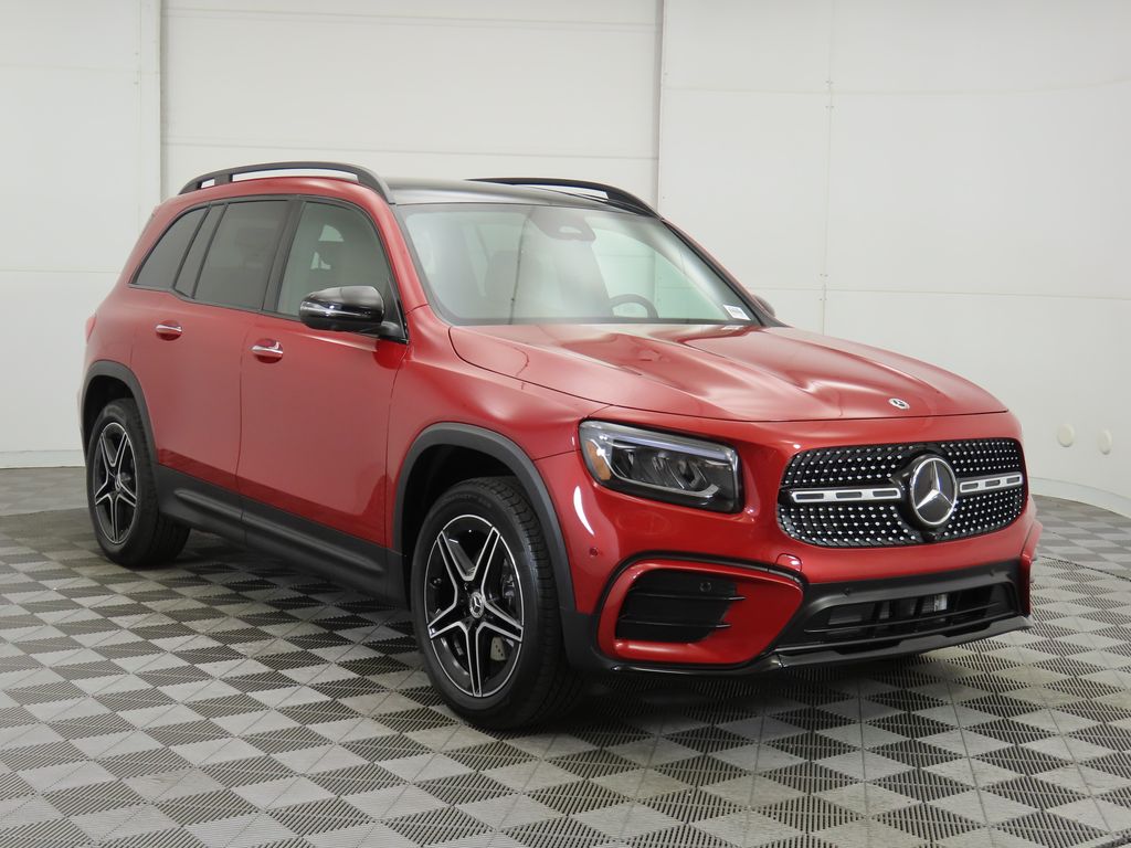 Thumbnail: 2025 Mercedes-Benz GLB - 3