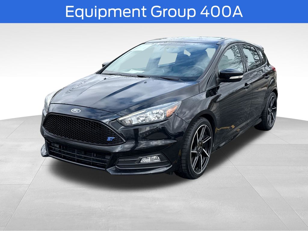 Shadow Black 2017 Ford Focus ST Hatchback Front-Wheel Drive 6-Speed Manual