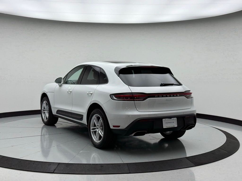 2024 Porsche Macan  7