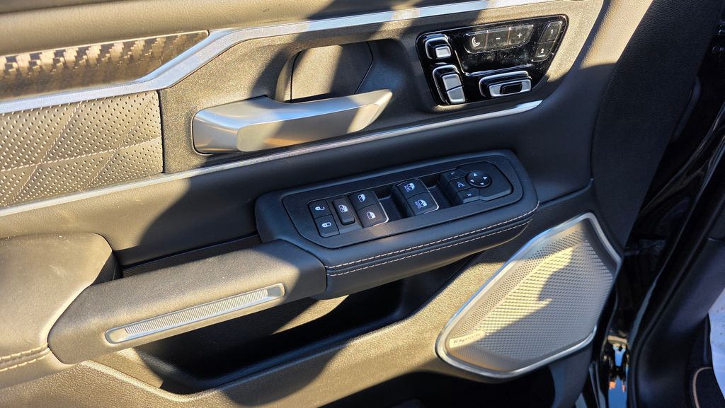 2026 RAM 1500 Tungsten - Photo 22
