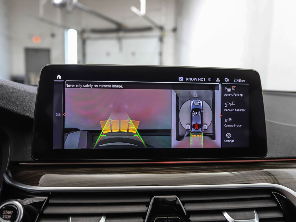 Thumbnail: 2021 BMW 5 Series - 18