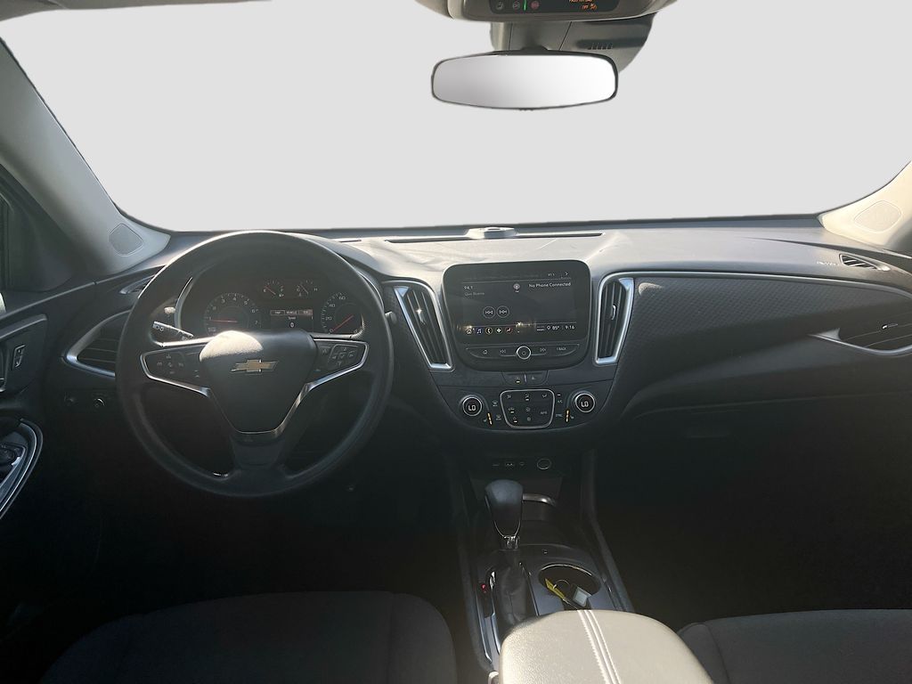 Used 2024 White Chevrolet LT image 21