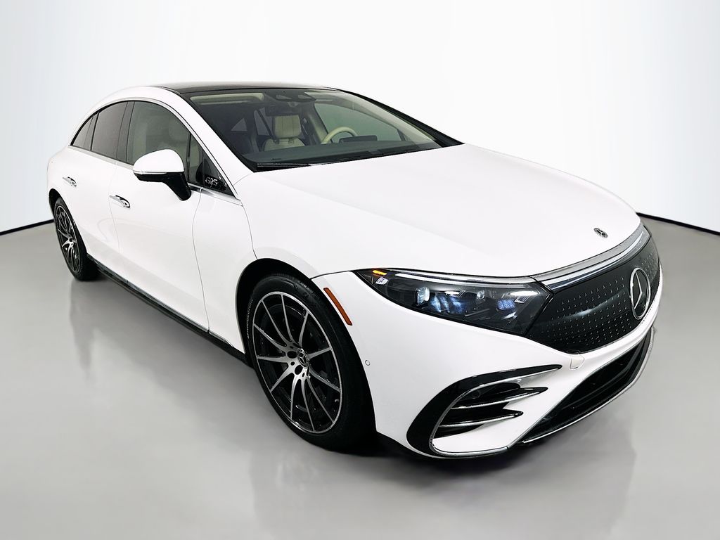 Thumbnail: 2022 Mercedes-Benz EQS - 3