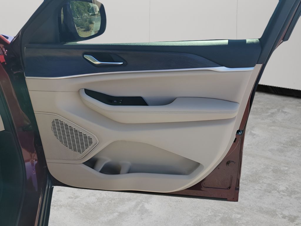 New Car 2025 Jeep Grand Cherokee L  Limited For Sale Under $40,000 In Austin, Texas