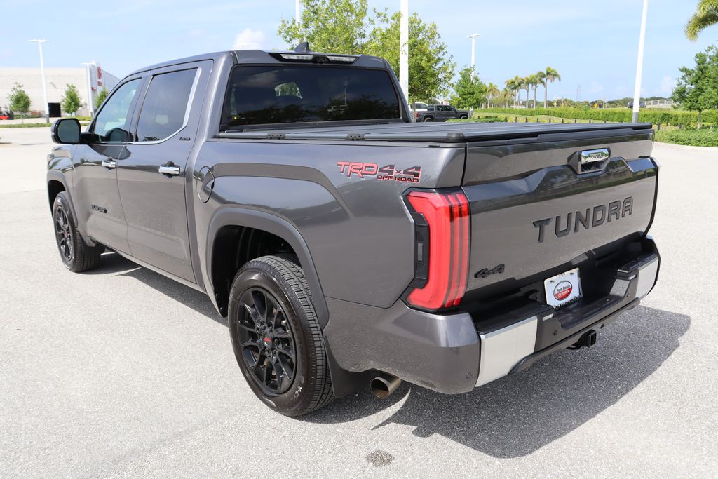 Thumbnail: 2022 Toyota Tundra - 11