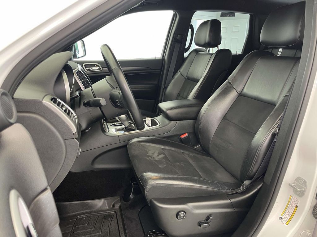 2018 Jeep Grand Cherokee Altitude - 4