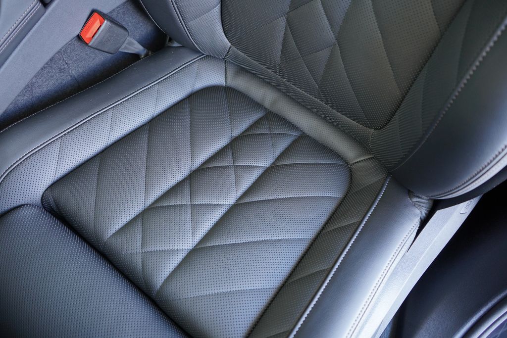 Thumbnail: 2026 BMW X5 - 11